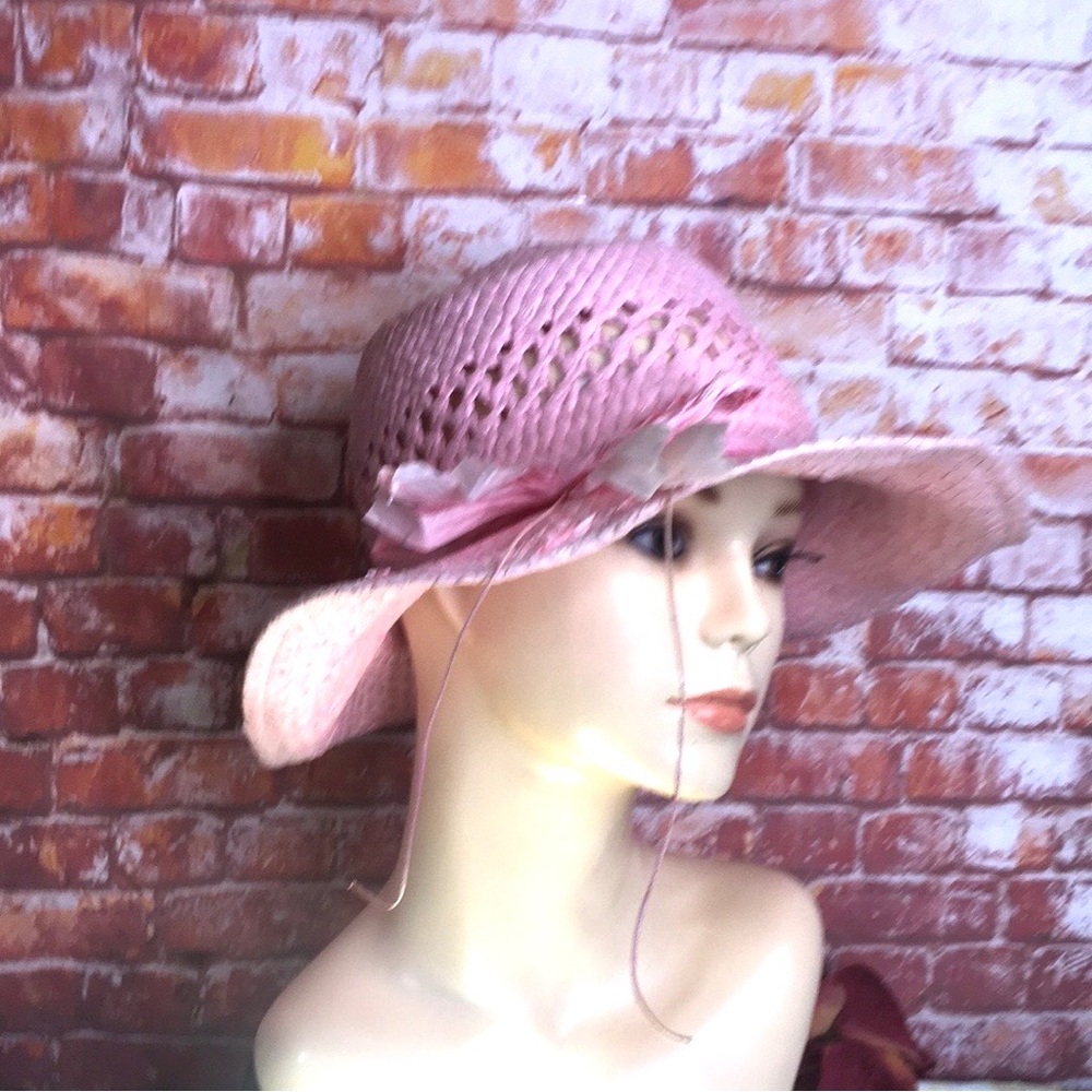 Elegant Pink Straw Sunhat